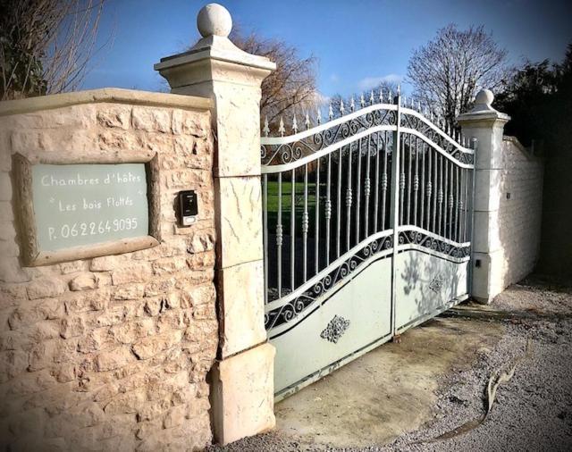 Domaine "Les Bois Flottes" Dans Maison De Charme Au Bord De Mer Et Proche De Cabourg แมร์วิลล์-ฟรองซีวิลล์-พลาจ ภายนอก รูปภาพ