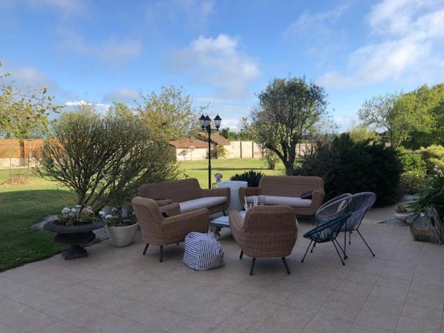 Domaine "Les Bois Flottes" Dans Maison De Charme Au Bord De Mer Et Proche De Cabourg แมร์วิลล์-ฟรองซีวิลล์-พลาจ ภายนอก รูปภาพ